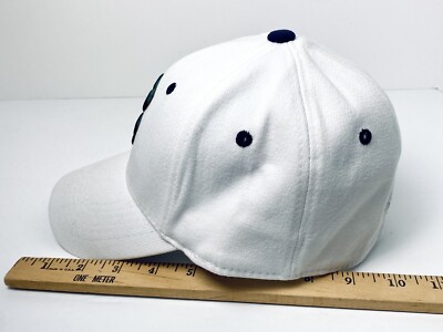 Notre Dame Fighting Irish Hat Fitted 6 5/8 7 1/8 White Top  display picture 1