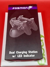 Fosmon C10730 Dual Controller Charger for PS4 DualShock Controllers.