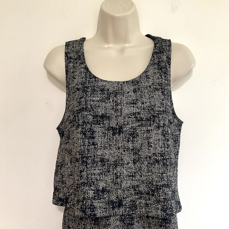 Mujer Everly Vestido Mediano Azul Dorado Brillo Capas Sin Mangas Vestido Recto Foto 4 de 4