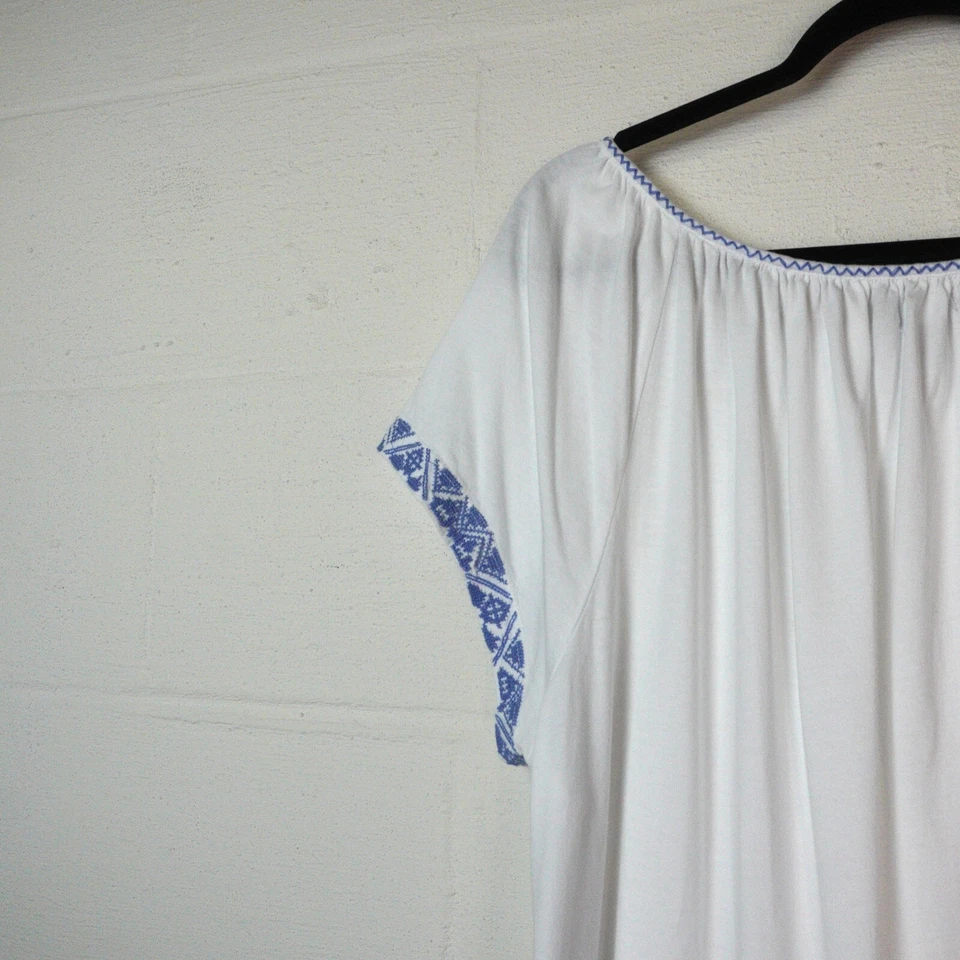 Chaps Womens White Peasant Top Embroidered Neckline Size 2X Country Milkmaid - Image 3 of 4