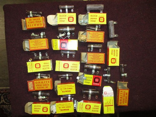18 NOS ceramic Wire Wound 10 to 25 Watt Fixed & Variable resistors. Specs in Pic