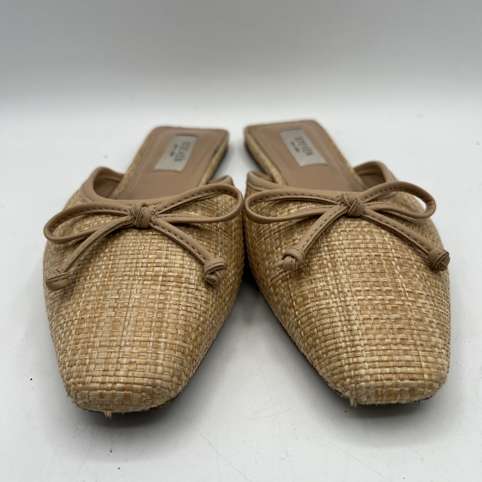 Steven New York Bow Flats Women’s Size 6 US - A122318