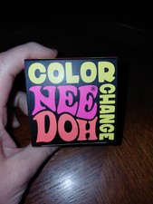 NeeDoh Schylling ZMIANA KOLORU Piłka stresu / ściskanie / Fidget Zabawka Różowa AUTENICZNA NOWA