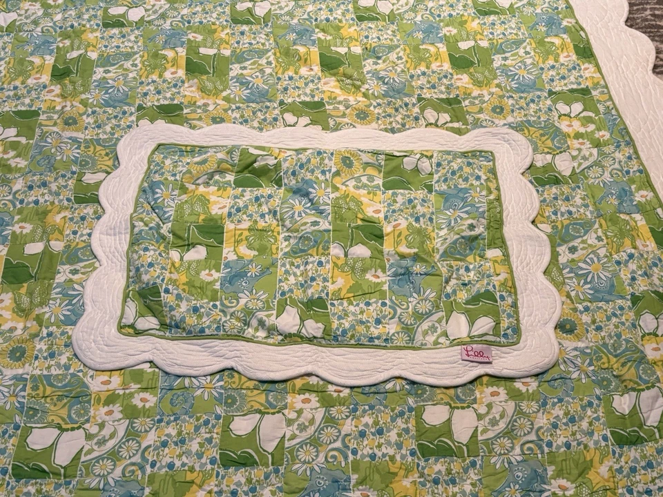 Edredón King Lilly Pulitzer y dos fundas excelente estado ¡difícil de encontrar! Foto 4 de 4