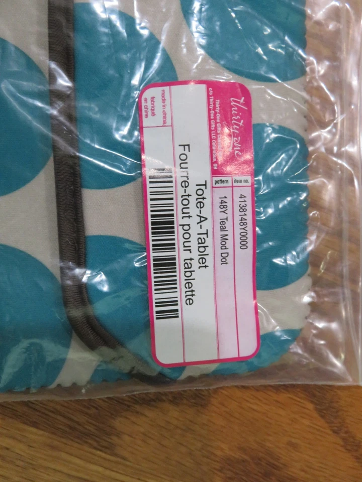 NEW Thirty One Tote A Tablet Teal Mod Dot Office Tablet Case Cover Pouch 8"x10" - Image 2 of 4