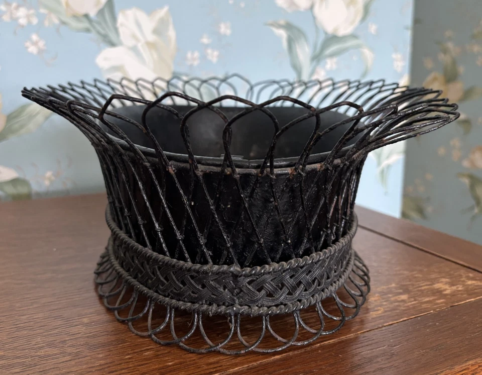 Maceta de cesta redonda francesa victoriana del siglo XIX Foto 3 de 4