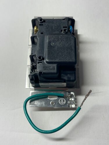 Lutron MAW-R Maestro Dimmer Switch. White (Display Unit) - Picture 3 of 3