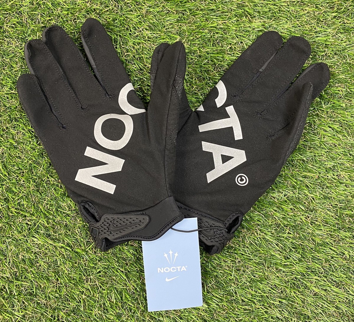 DRAKE Nocta X Nike Dri-FIT Black Football Gloves FD2116-001 Men's