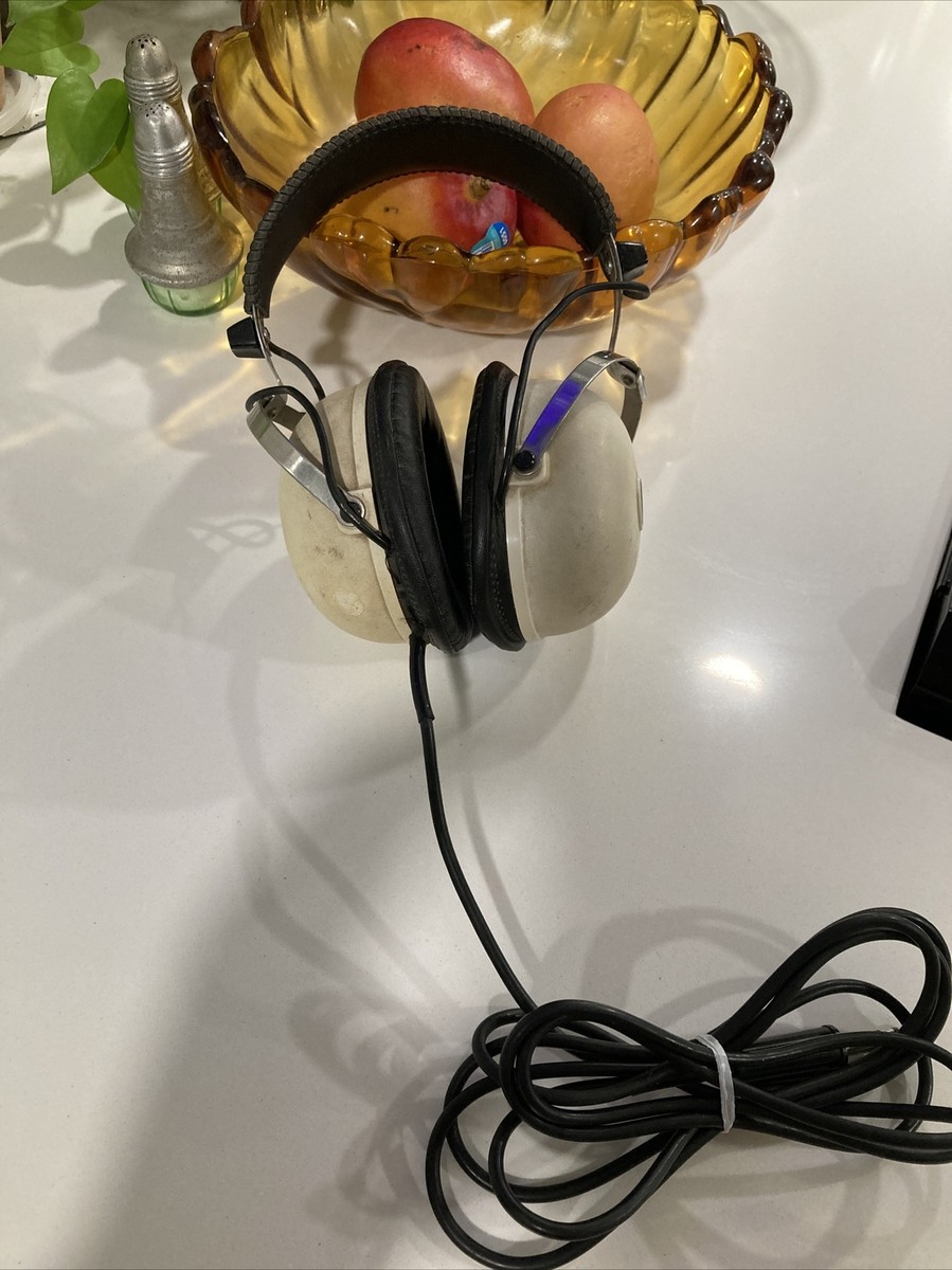 Vintage PIONEER SE-20A 8 Ohm Stereo Headphones Good Condition