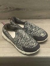 Danskin Now Young Girls walking shoes size 3