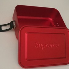 SS18 Supreme X Sigg Petit M tal Boite Rouge Aluminium Conteneur en Creux Logo