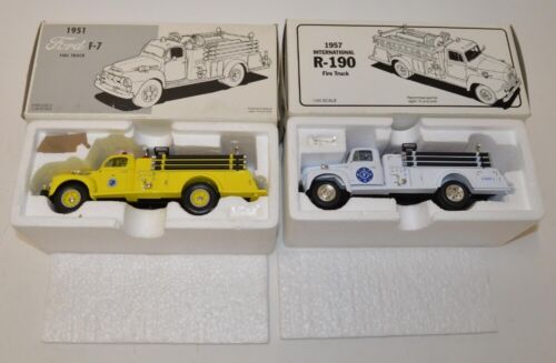 Vintage FIRST GEAR (USA) Die Cast Metal Tanker Tow Fire Truck 1/34 Scale - Picture 9 of 16