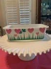 VTG PYREX 213 🩷🍀LUCKY IN LOVE White Oven Glass Loaf Pan Excellent DECAL