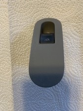 03-05 Volkswagen Beetle Power Convertible Top Switch W Gray Trim Bezel Tested 03-05 Volkswagen Beetle Power Convertible Top Switch W Gray Trim Bezel Tested
