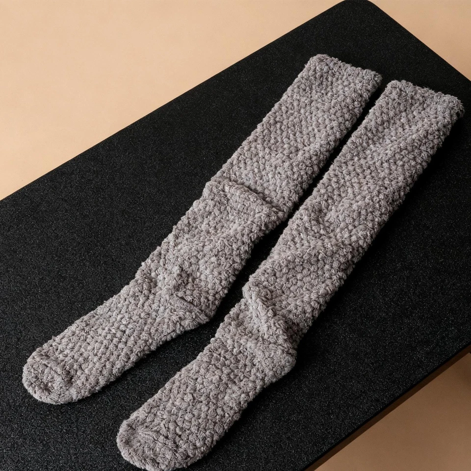 Calcetines difusos por encima de la rodilla calentadores de piernas difusos altos calcetines de felpa de felpa NUEVO Foto 3 de 4