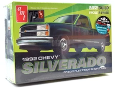 AMT 1992 Chey Silverado C1500 Fleetside Short Bed 1:25 Scale Model Car Kit 1408