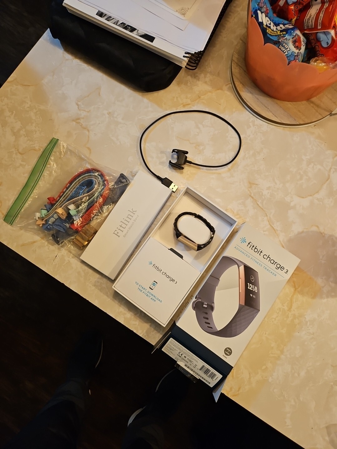 Fitbit Charge 3 Activity & Sleep Tracker TESTED + bands & cord Original BOX-image