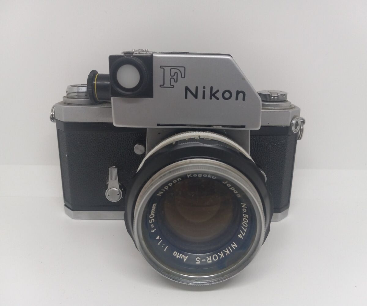 Vintage Nikon F Camera Nikkor-S Auto 1:1.4 f= 50mm L39 52mm Vintage Nikon F Camera Nikkor-S Auto 1:1.4 f= 50mm L39 52mm