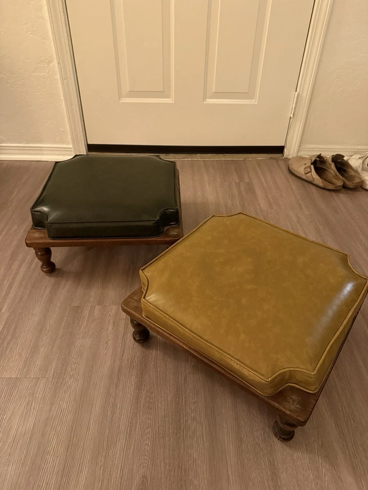 Taburetes apilables Ethan Allen modernos vintage de mediados de siglo verde y amarillo Foto 2 de 4