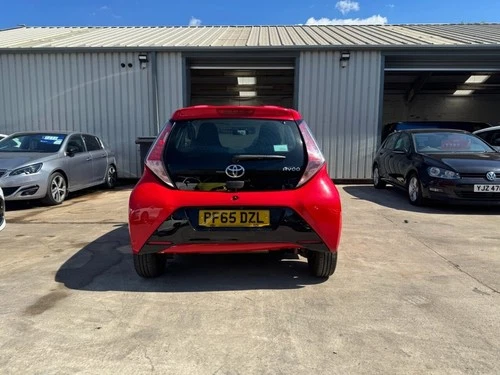 2015 Toyota AYGO 1.0 VVT-i x-play Hatchback 5dr Petrol Manual Euro 5 Euro 5 (68  - Picture 6 of 18
