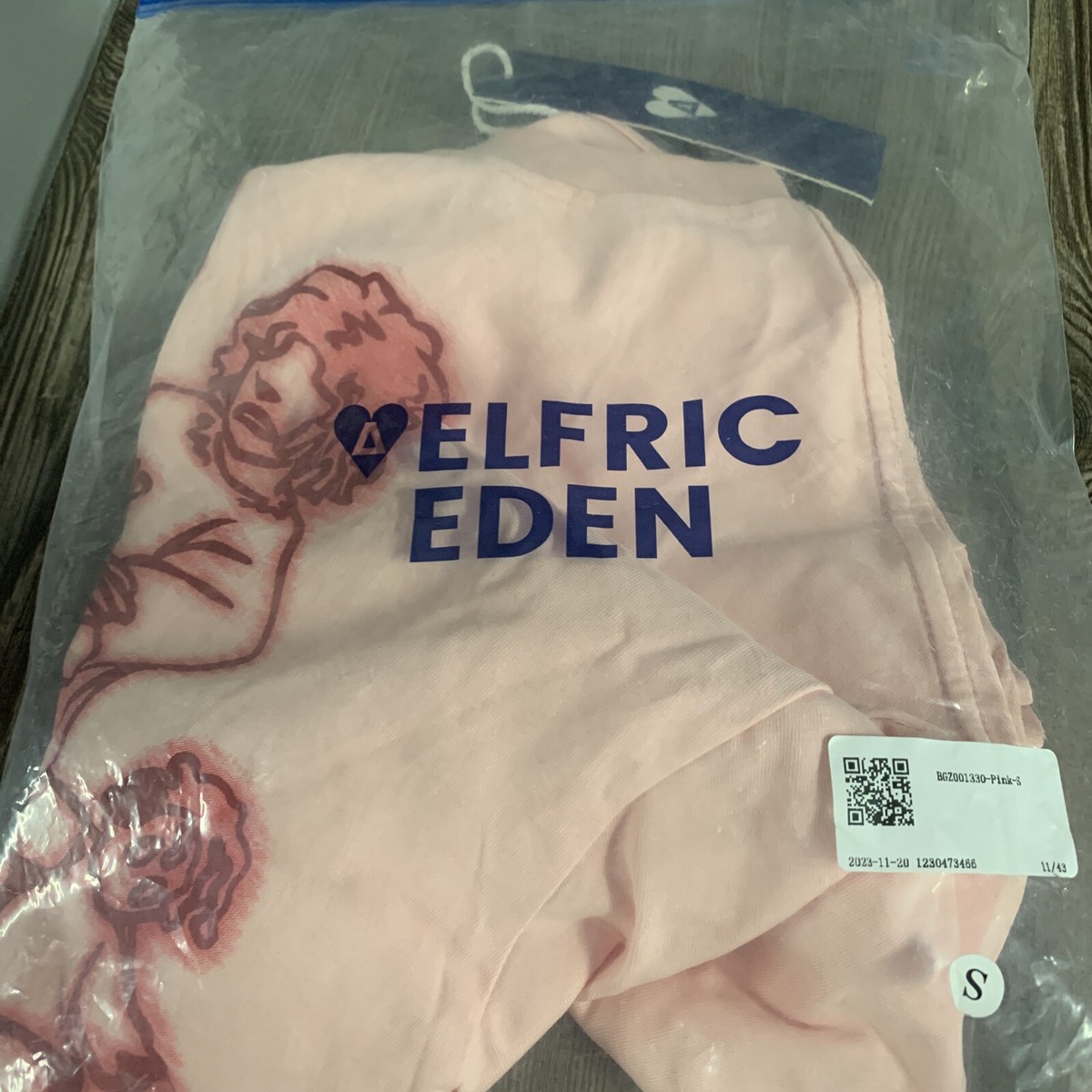 ◆Aelfric Eden◆Little Monster Print スウェットシャツ 送料込 Amazon.com: Aelfric Eden Mens Lightning Graphic Hoodies