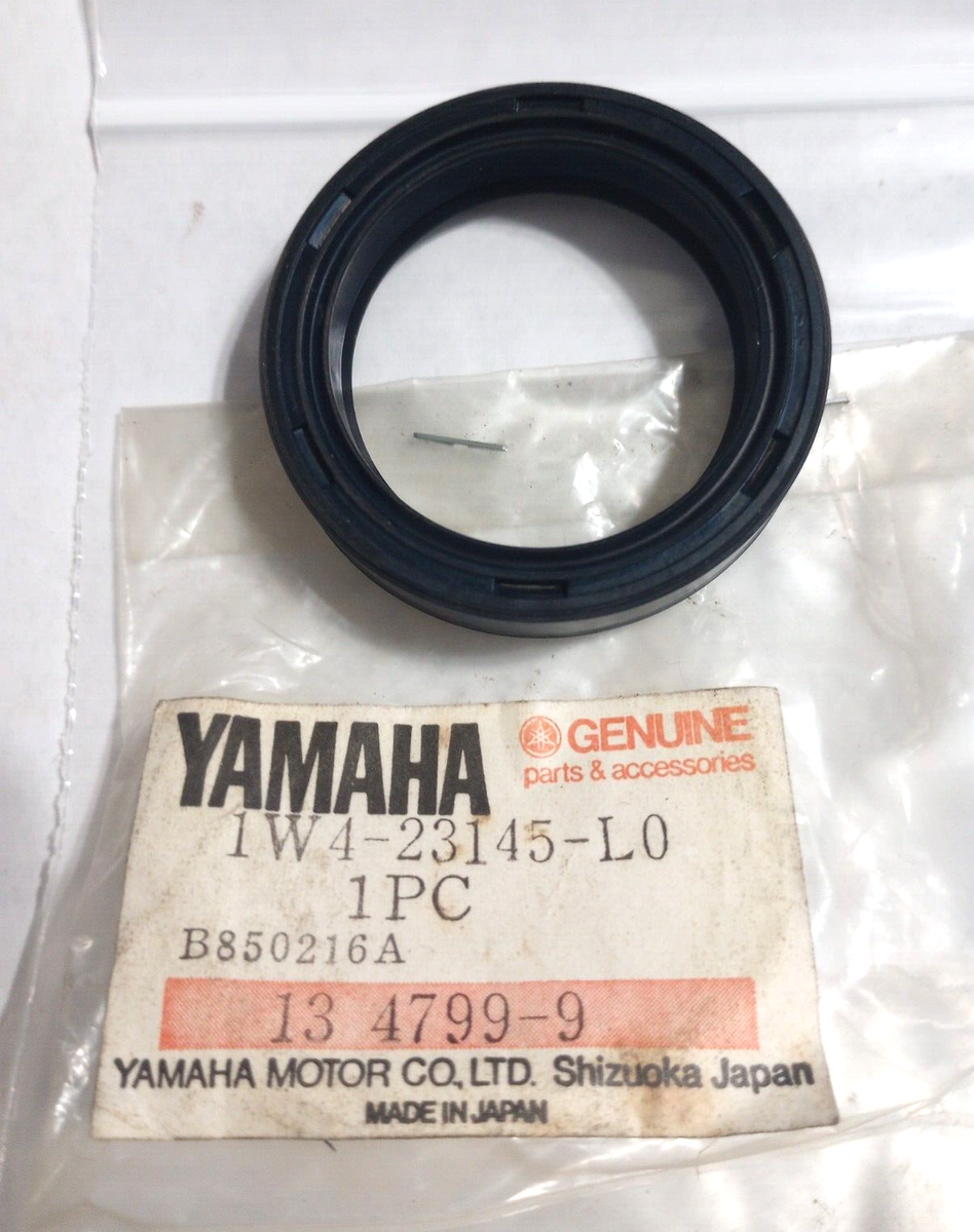 Yamaha XV750,FZR400, XV1100 Oil Seal NOS 1W4-23145-L0 (L-6325) | eBay
