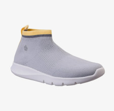 Spenco Women's Pure Love Pull on Sneaker 5.5D Glacier Grey Waco Shoe Co