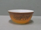 PYREX 403 OLD ORCHARD HARVEST BROWN 2 1/2 QUART NESTING MIXING BOWL Mid Century