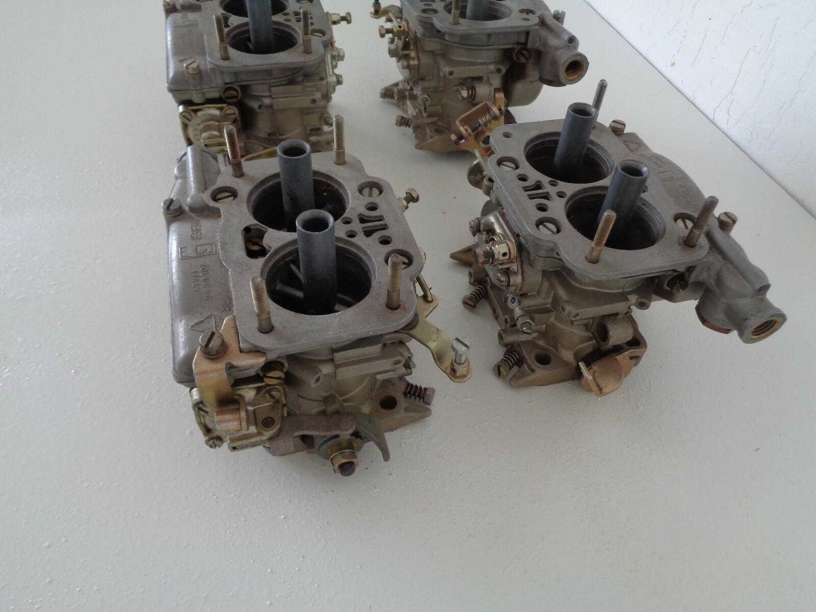 FERRARI 308 WEBER 40 DCNF (4) CARBURETORS VERY GOOD CONDITION