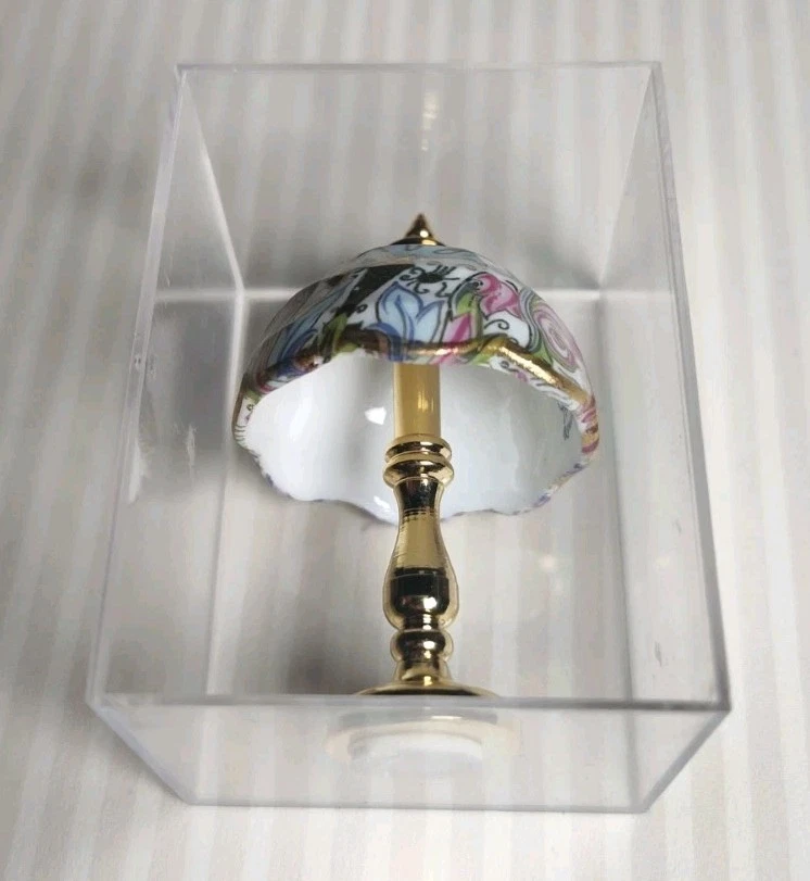 Lámpara de mesa miniatura de porcelana Reutter para casa de muñecas 1:12 Foto 4 de 4