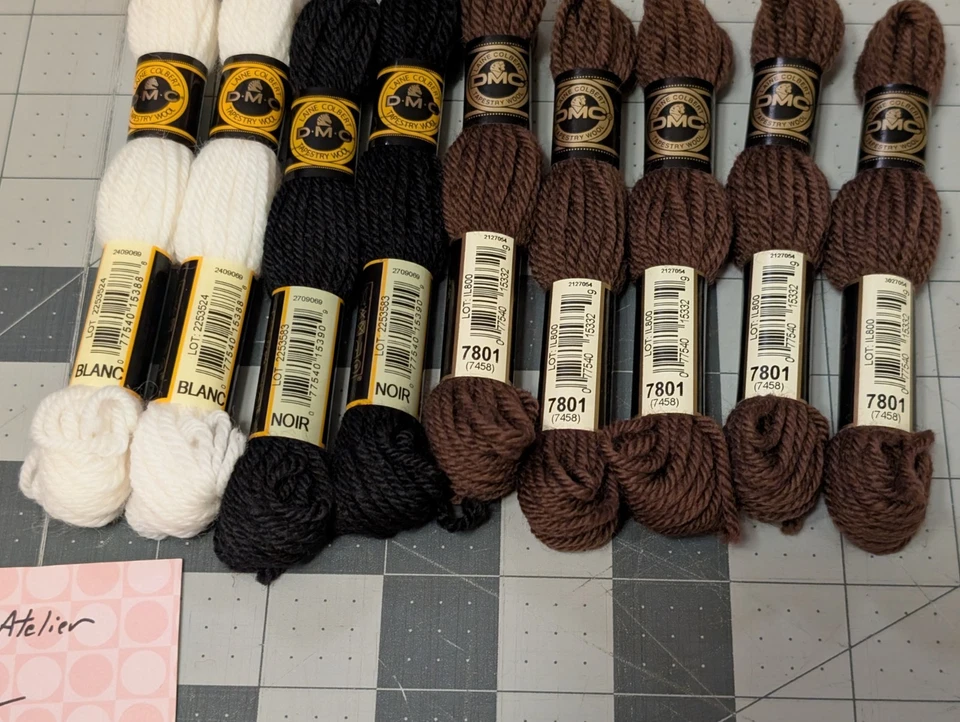 19 x Skeins of DMC Tapestry Wool - Artisan-Curated Colorways - !!NO RESERVE!! - Image 3 of 3