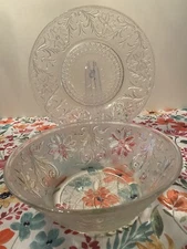 Indiana Glass Tiara Daisy Pattern Glass 10” Dinner Plate And 8” Bowl Beautiful!