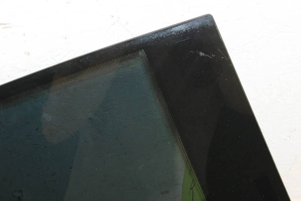 Porsche 911 Carrera 1999-2005 cupé cuarto derecho vidrio OEM Foto 2 de 4