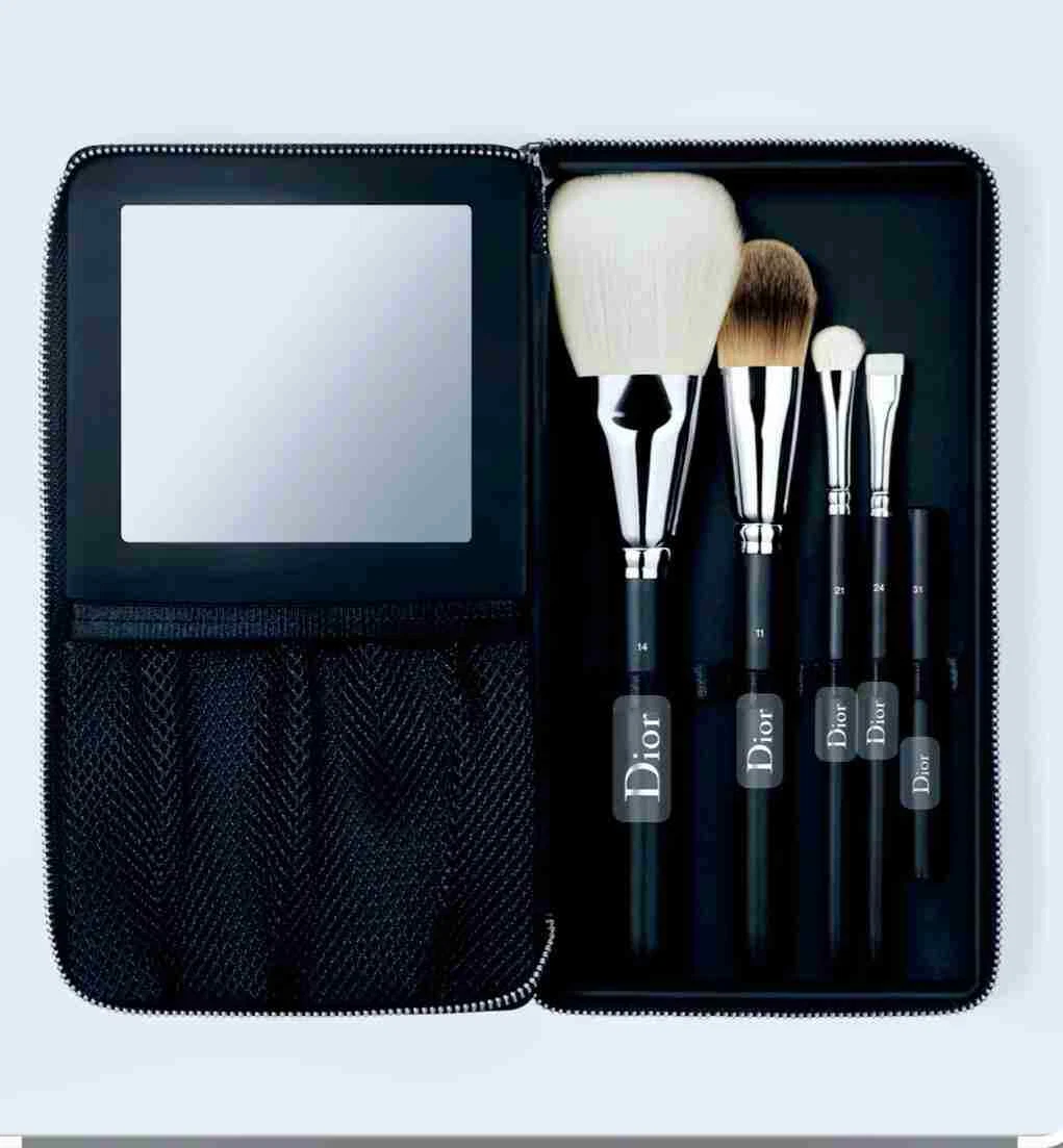 Ensemble pinceaux de maquillage de voyage noir Dior étui à fermeture éclair miroir kit cadeau VIP 4 pinceaux neuf avec étiquette