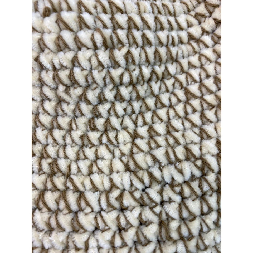 Gorro para mujer Scala Collection marrón crema tejido suave acento floral Foto 3 de 4