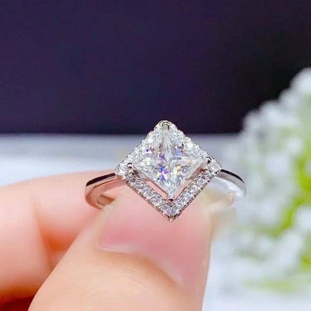Echter Moissanit 2,20 kt Princess Cut Halo Verlobungsring 14 K Weißgold vergoldet