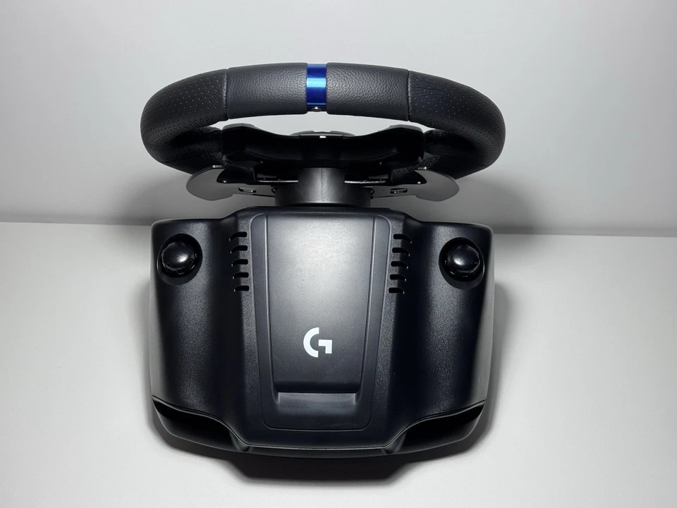 Logitech G923 Racing Wheel e pedais para Xbox Series X|S, Xbox One e PC - Imagem 3 de 4