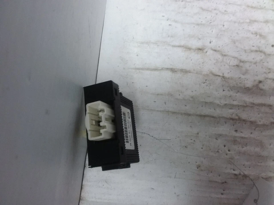 Módulo de control de caja de transferencia tablero derecho compatible con 16-18 MAZDA CX-3 PE1B189R0M Foto 2 de 4