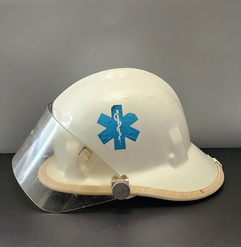 Casco de rescate de bombero médico EMT EMS blanco vintage Cairns & Brother - Imagen 2 de 22