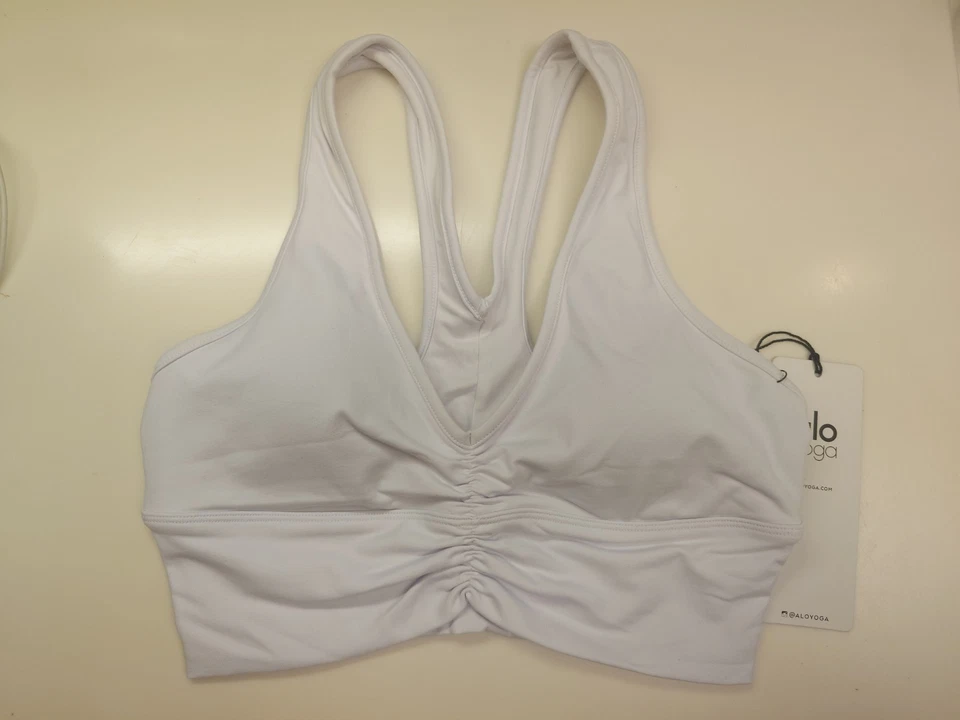 NWT Bright White ALO Yoga Wild Thing Crop Top Sports Bra M Cropped Gym Airbrush - Image 3 of 4