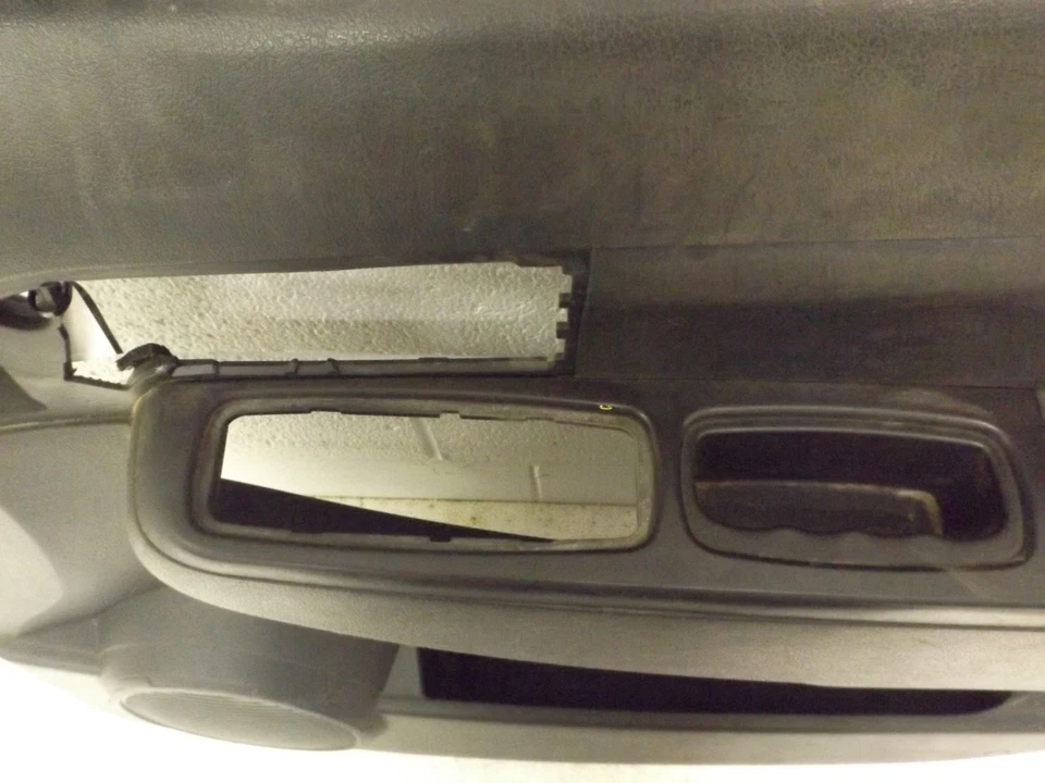 2008-2012 Jeep Liberty Passenger Front Right Interior Door Panel Used 1BM921DVAE Foto 2 de 4