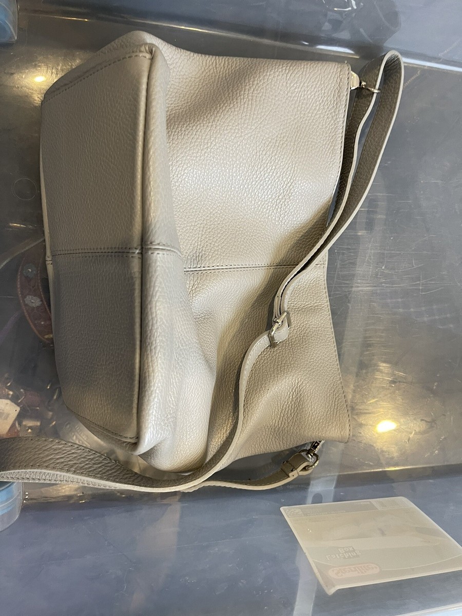 BORSE IN PELLE ショルダー　シルバー イタリア製 美品 Luxury Designer Borse In Pelle Made In Italy Large Gray