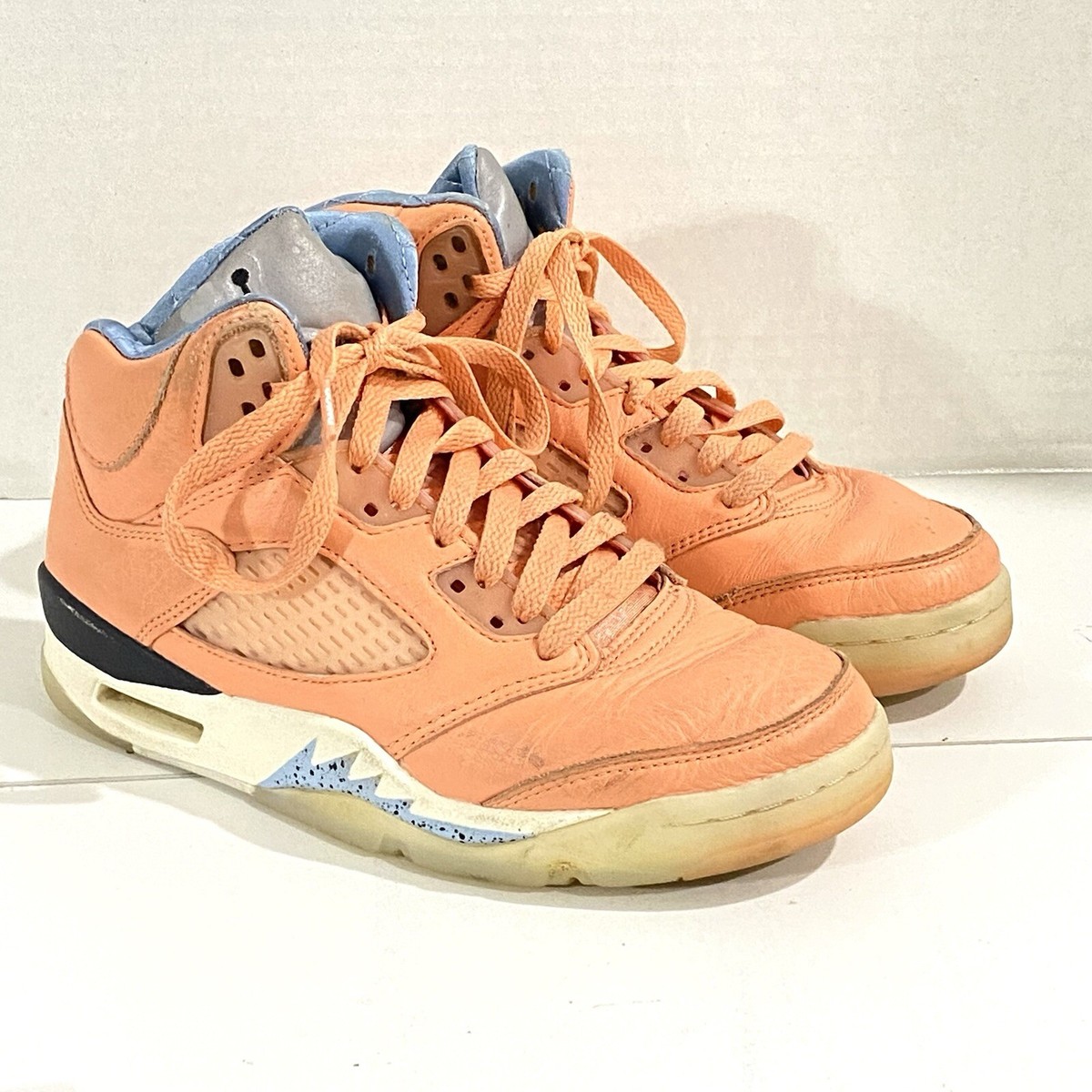 Size 4 - Jordan 5 Retro x DJ Khaled Mid We The Best 