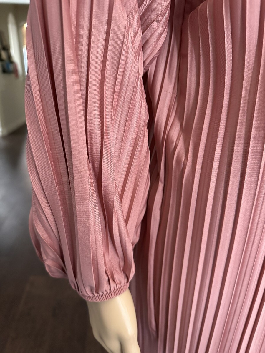 strapless open back dress COMPOSER Dress in Forest Green/Lilac Pleats – PEGGY HARTANTO main image 1