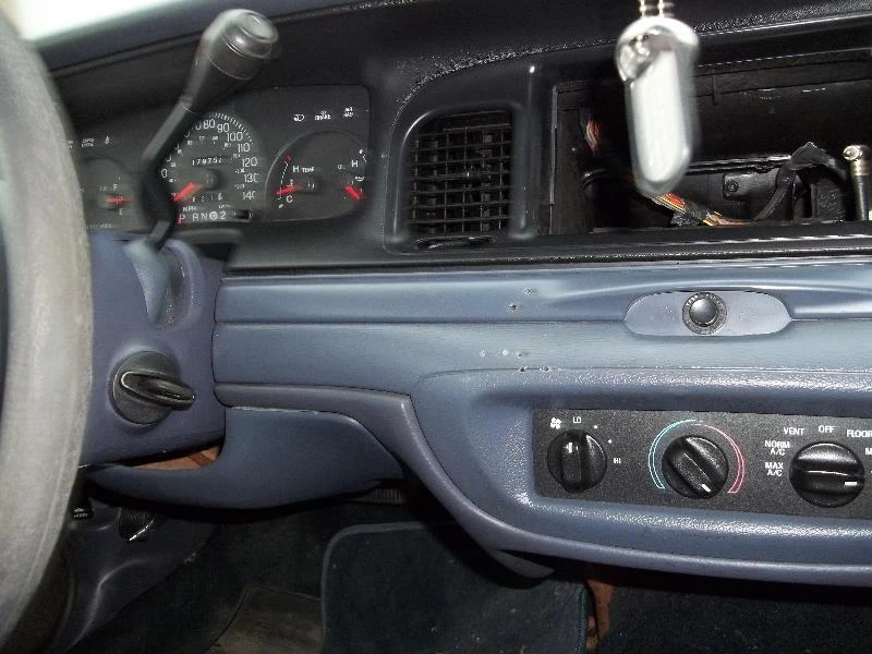 Used Rack and Pinion Assembly fits: 2000 Ford Crown victoria Power Steering exc. Foto 2 de 4