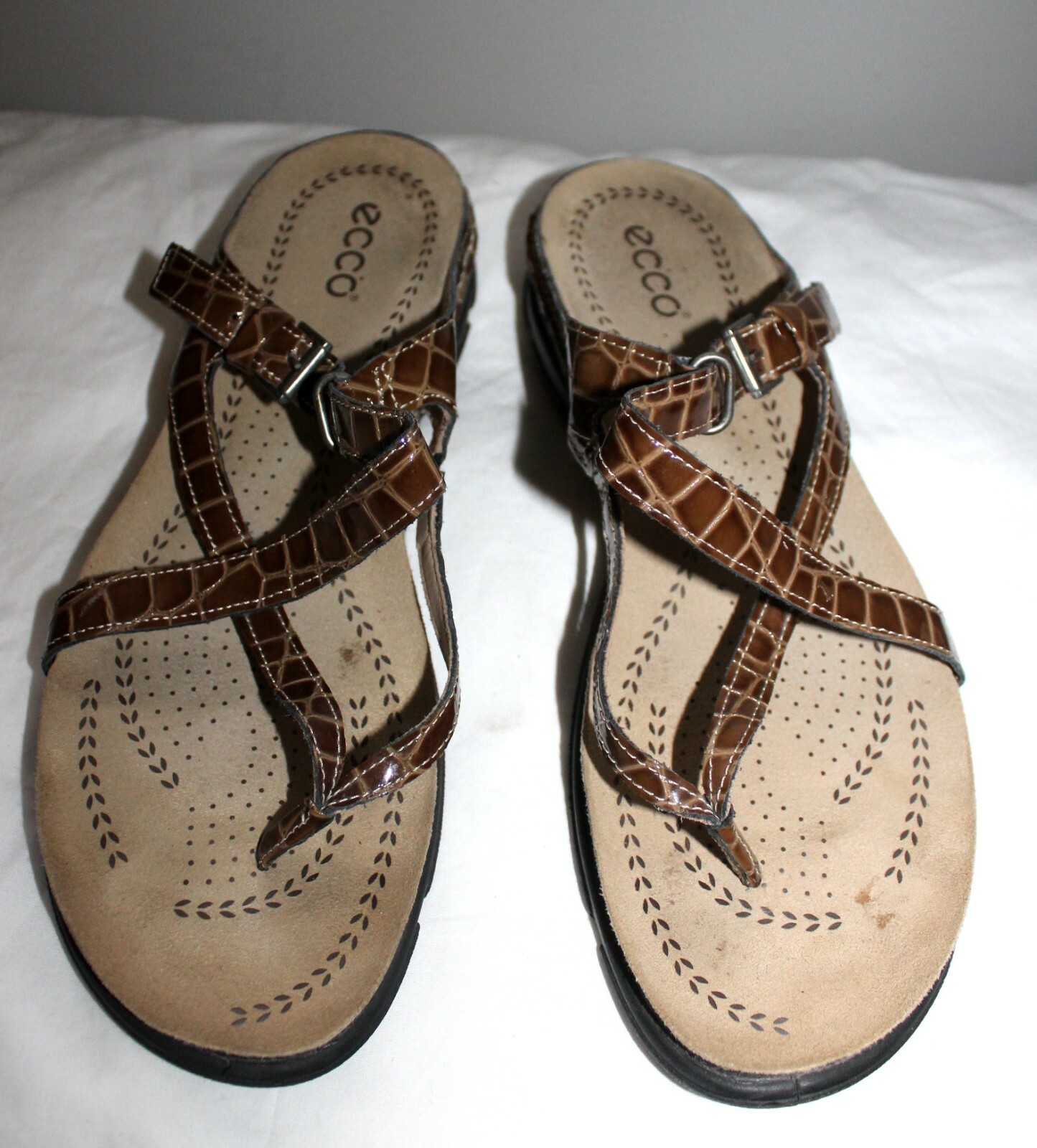 ecco crocs