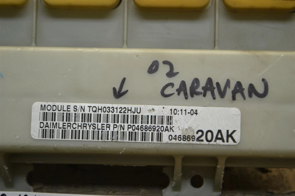 Dodge Caravan 2002 módulo de control de carrocería BCM P04686920AK unidad 749-8e5 Foto 2 de 3