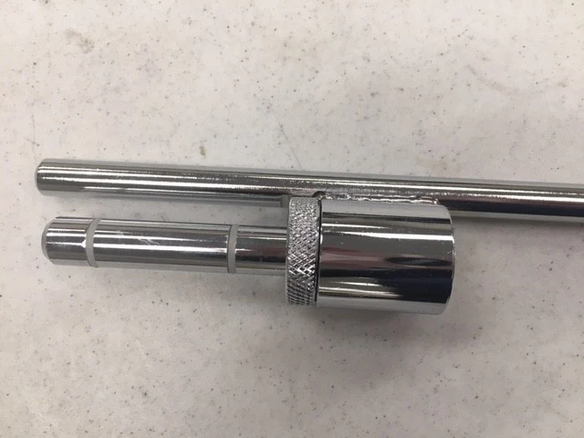 JUEGO DE POSTE DE BANDERA DE PLUMA DE 10 PIES PARA UNA BANDERA DE 8 PIES-9 PIES Foto 3 de 3