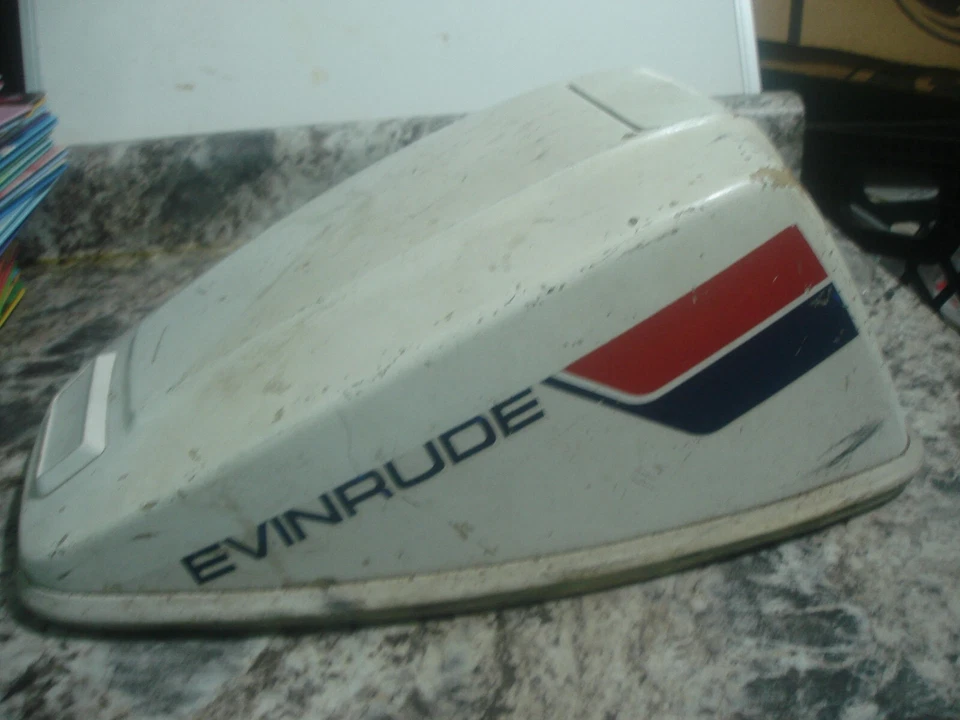 Evinrude 9.9 hp serial no 10424g  cowl    boat motor part bin BMA - Image 3 of 4