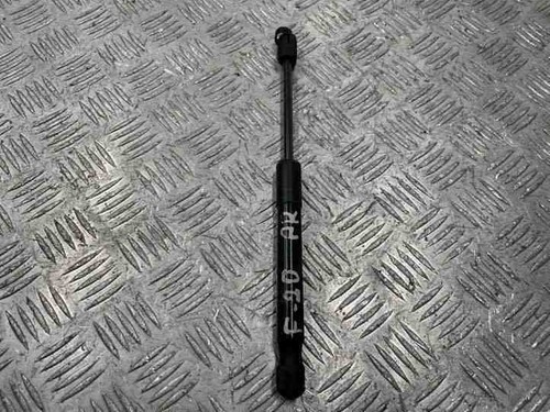 BMW 1 F21 Vordere linke Motorhaubendämpfer 7239233 1.60 Diesel 85kw 22173079